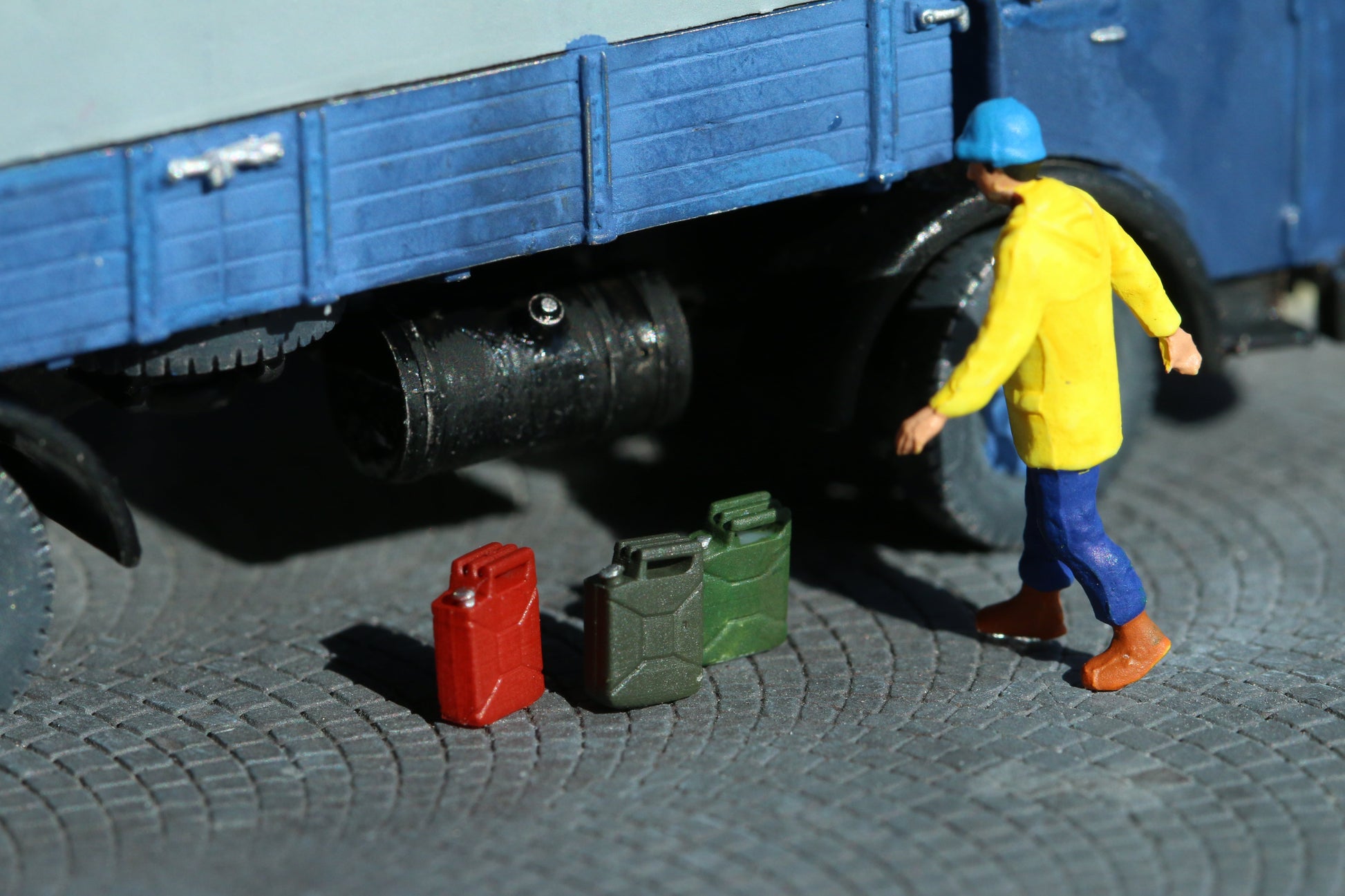 masstabsgestreuer Modell Benzinkanister in H0 1 87