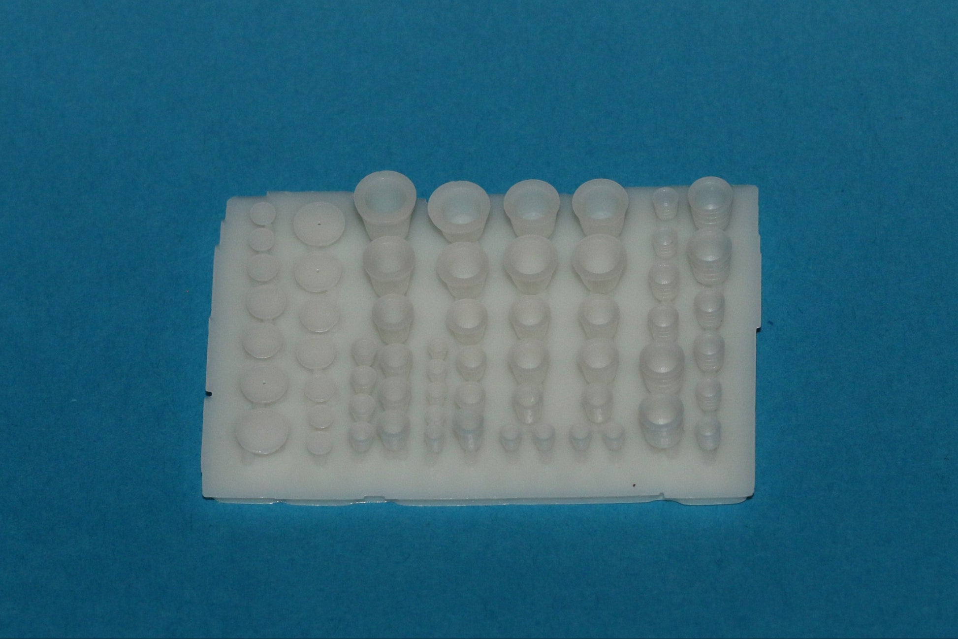 Lieferumfang Dorr Modellbau Blumentopf Set im Maßstab H0 1:87