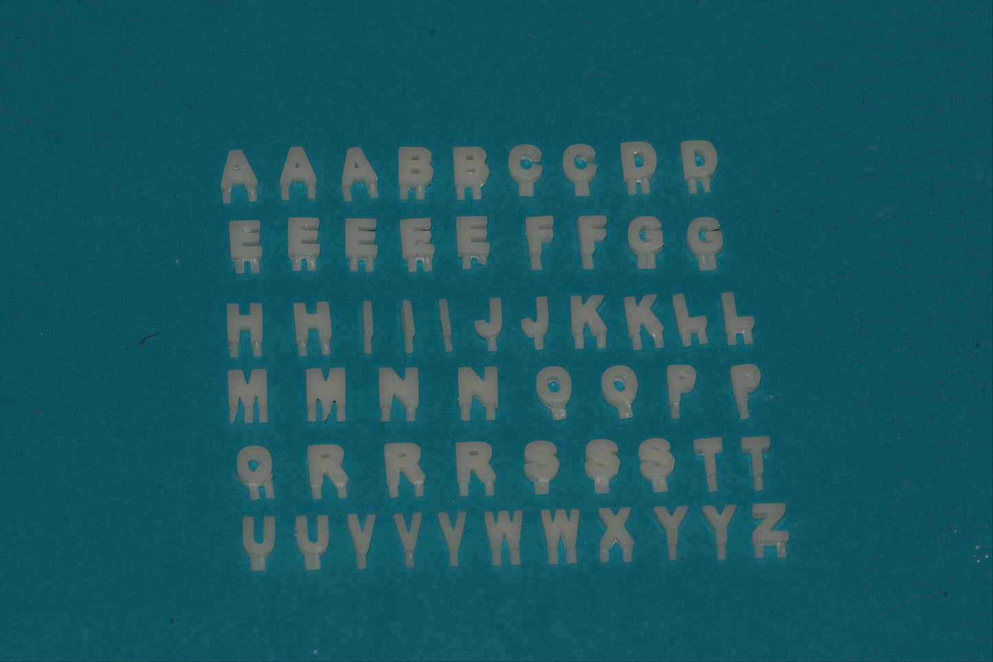 Buchstaben von DorrModellbau Packungsinhalt Modellbausatz Maßstab 1:87