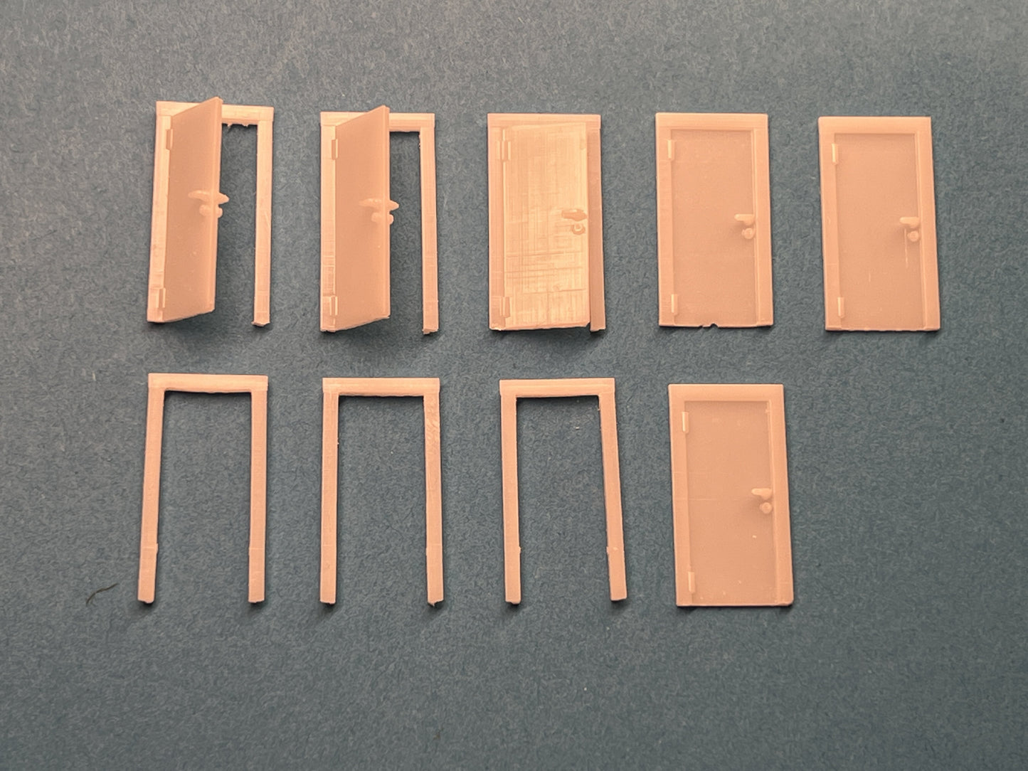 Lieferumfang Dorr Modellbau Türen Set