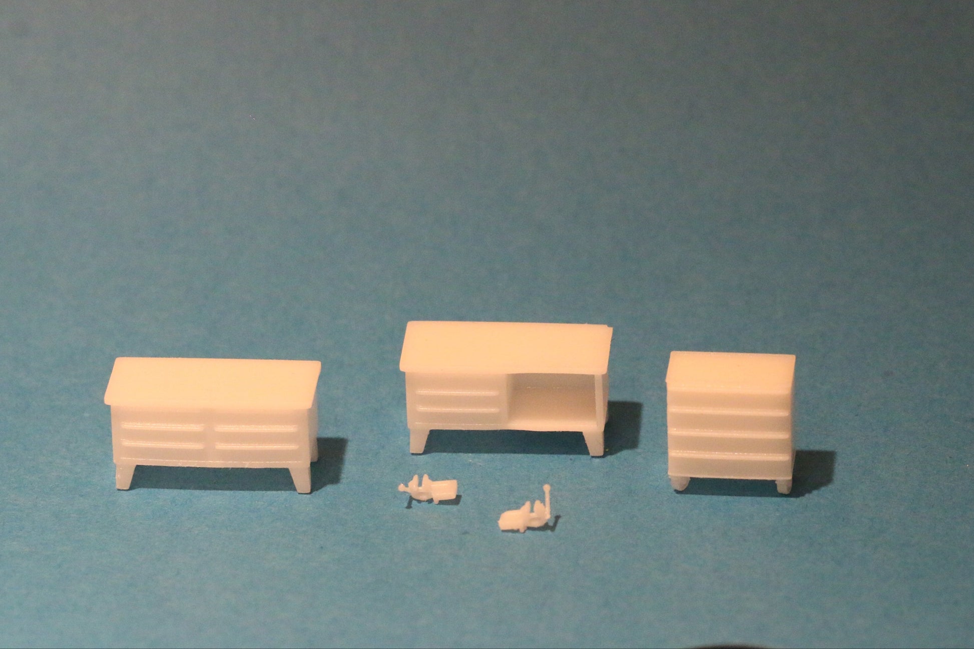 Maßstabsgetreuer Bausatz für Werkbänke  in H0 (1:87) von Dorr Modellbau Lieferumfang