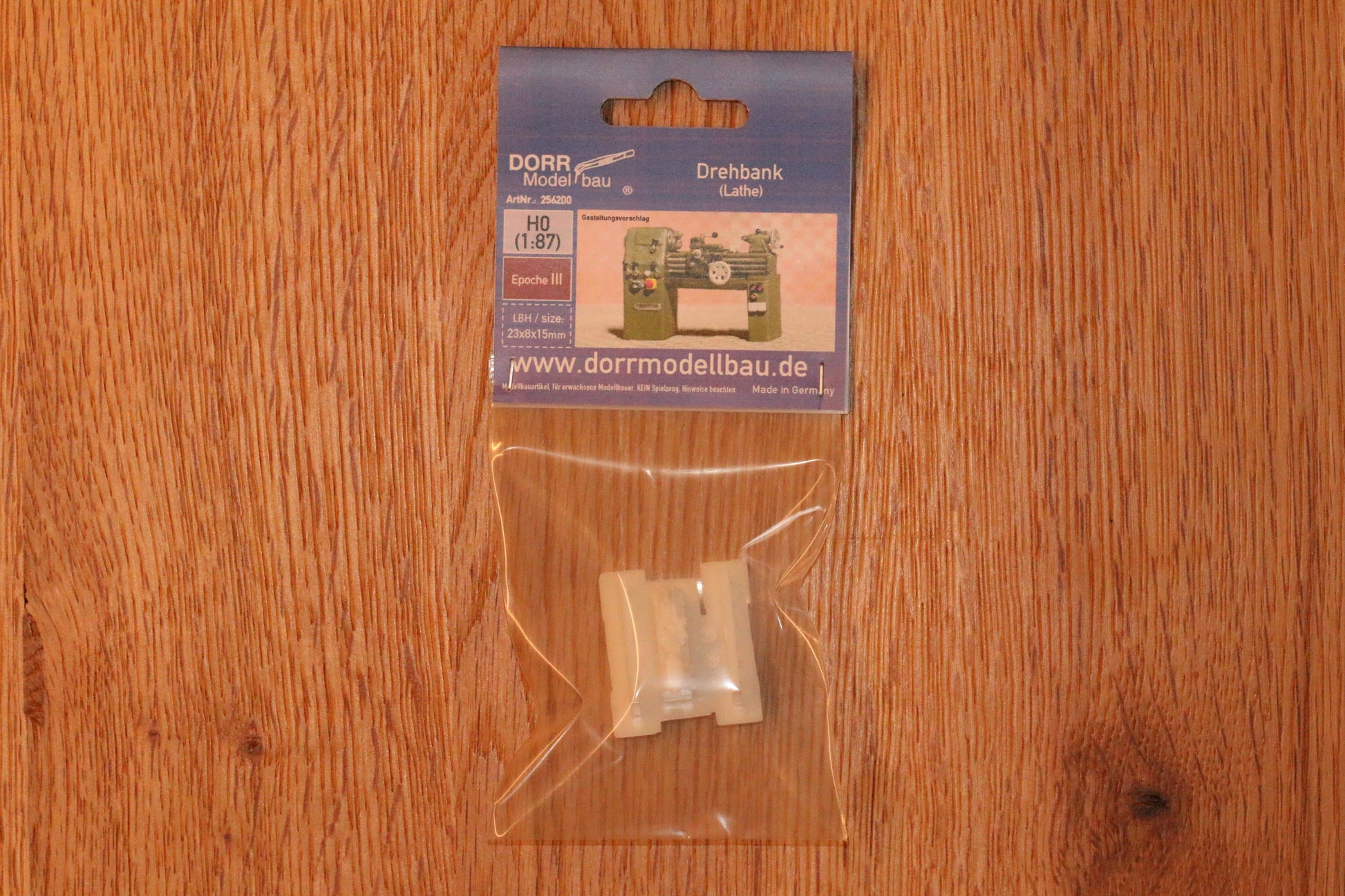 Verpackung von Dorr Modellbau mit Drehbank