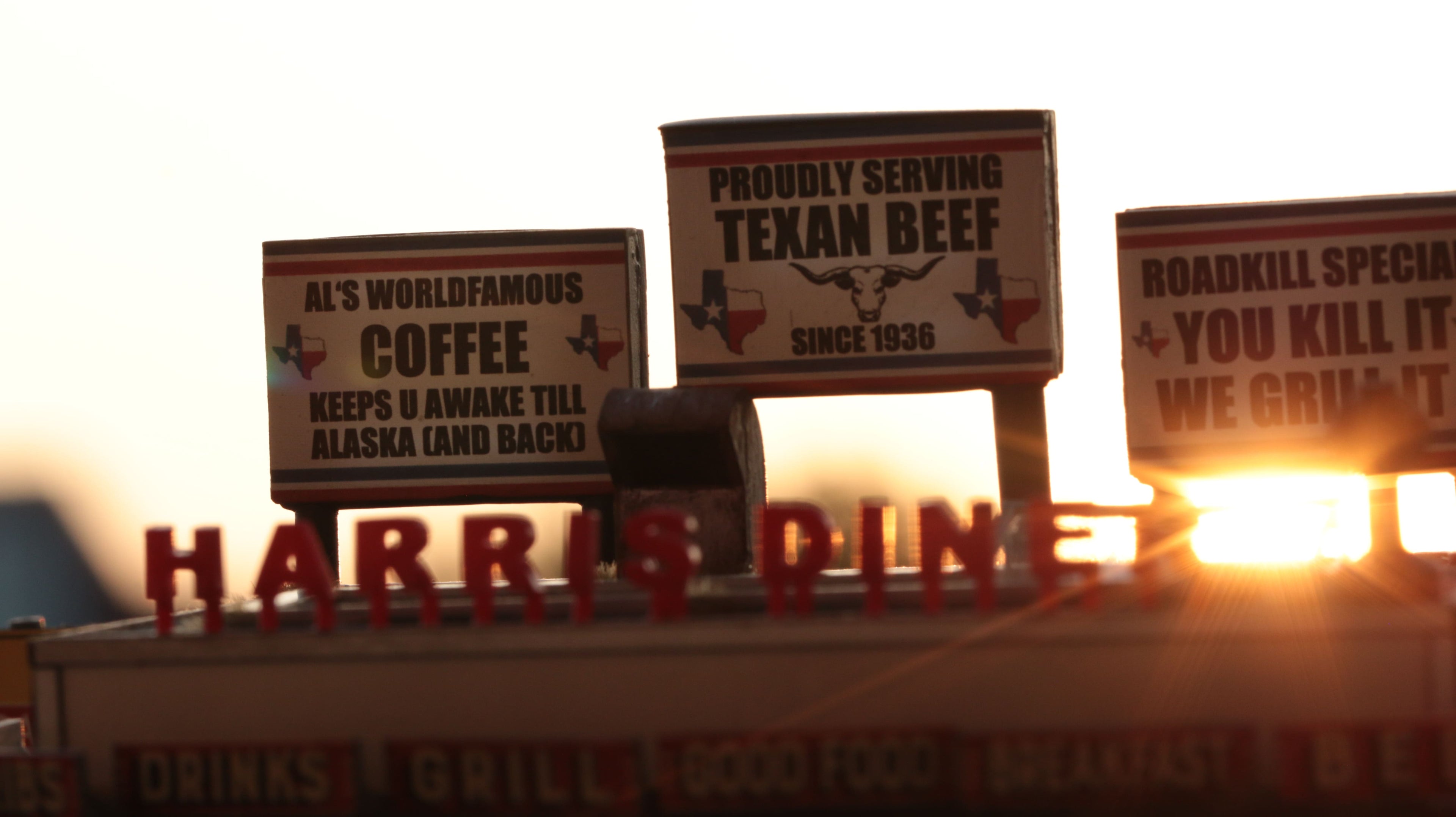 Video laden: Harris Diner in H0 (1:87) - gebaut von DorrModellbau