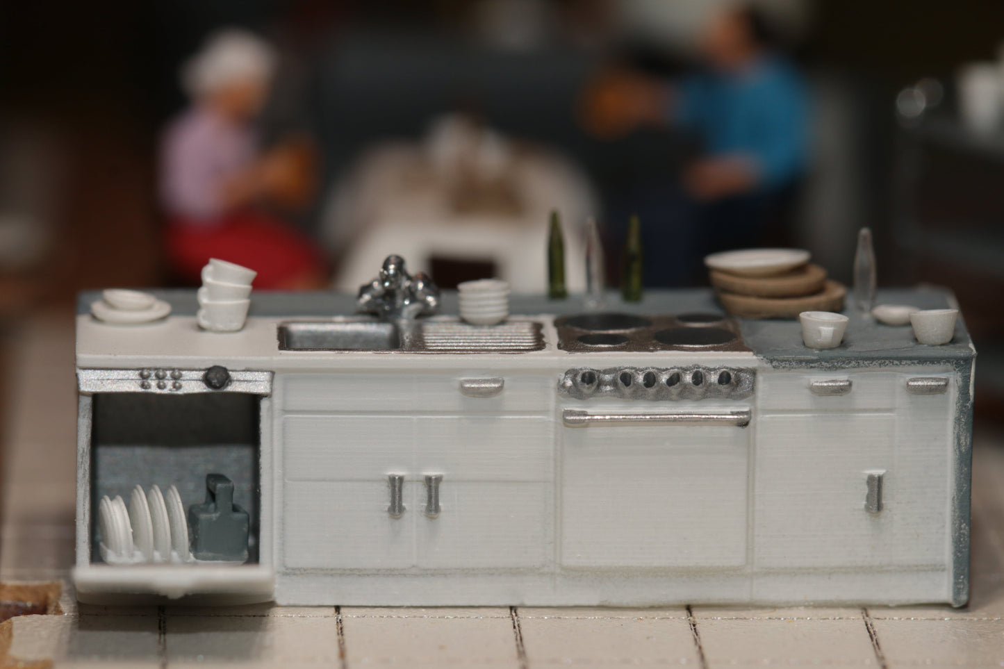 Küche von DorrModellbau mit Geschirrspülmaschine, Herd, Ofen und zahlreichen Details