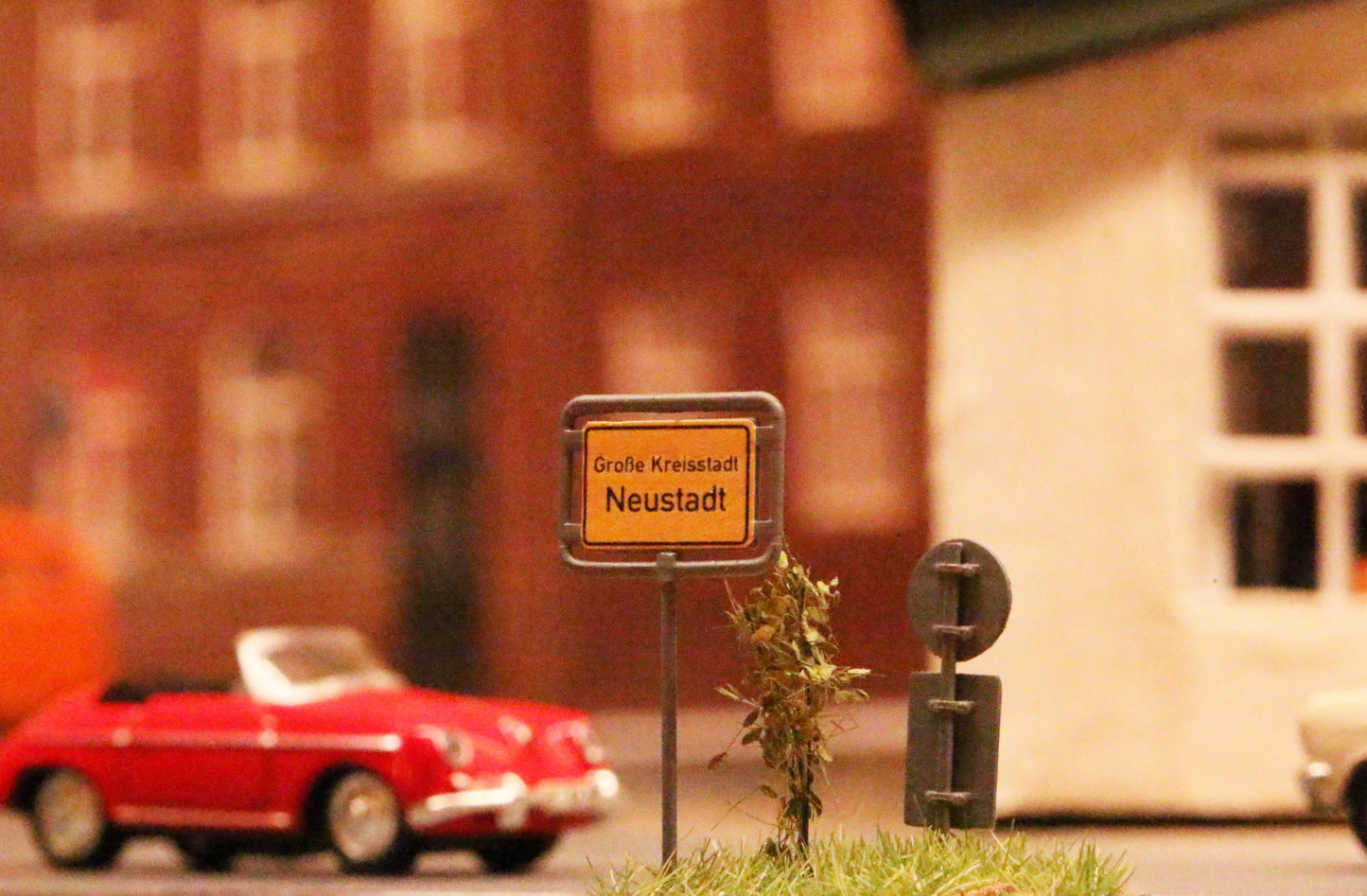 Ortsschild von DorrModellbau im Maßstab H0 1:87 