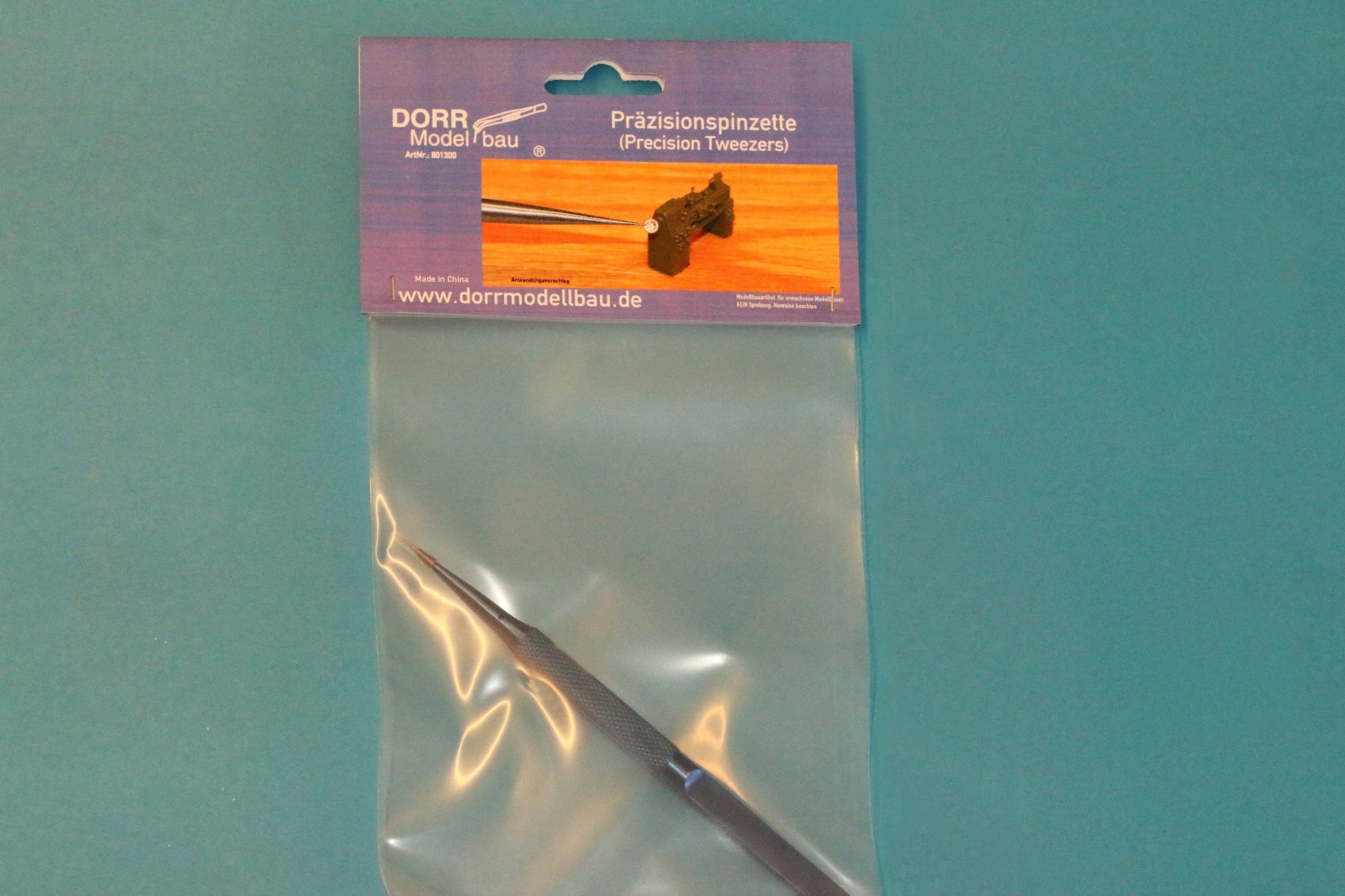 Präzisionspinzette von DorrModellbau in der Verpackung